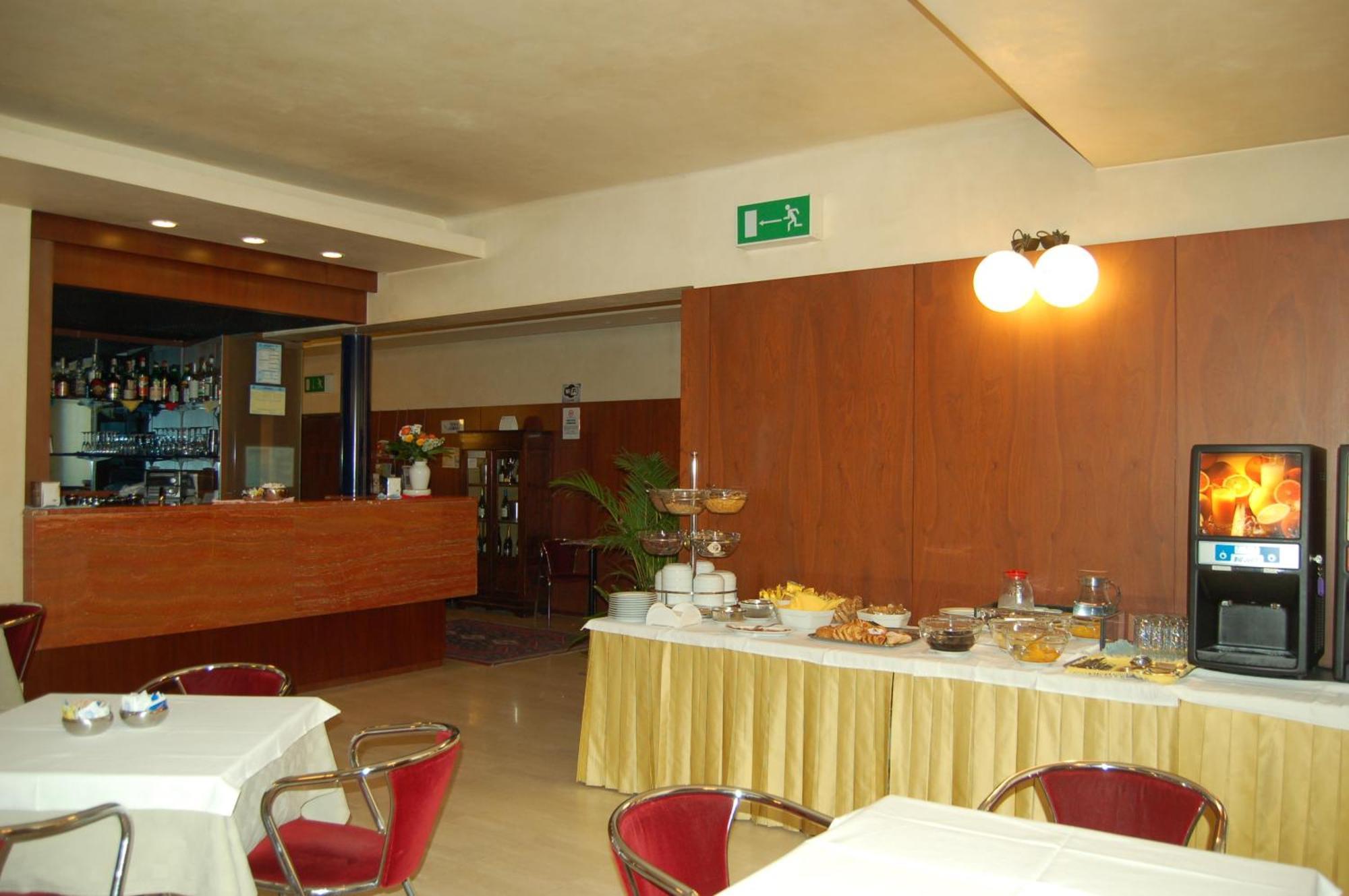 Hotel Mariani Jesi Extérieur photo