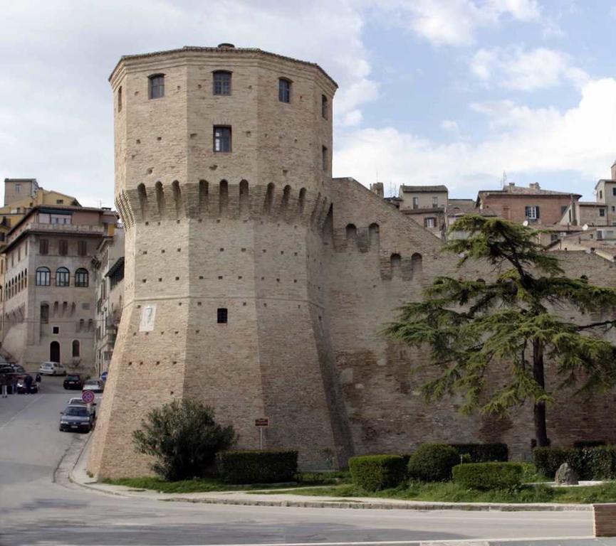 Hotel Mariani Jesi Extérieur photo