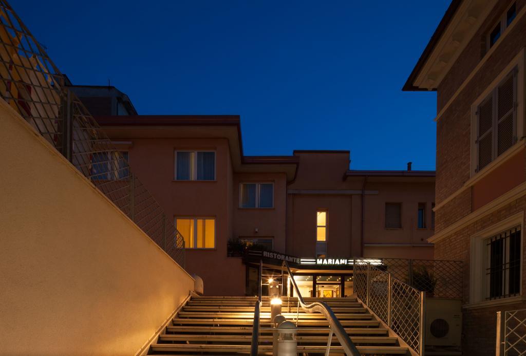 Hotel Mariani Jesi Extérieur photo