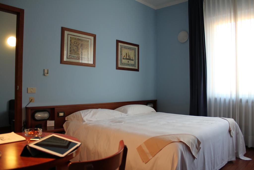 Hotel Mariani Jesi Extérieur photo