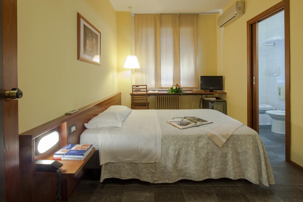Hotel Mariani Jesi Extérieur photo