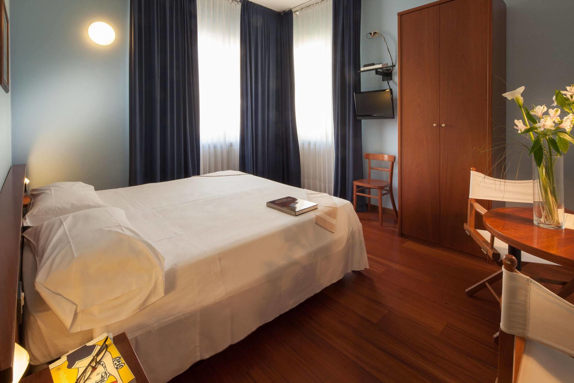 Hotel Mariani Jesi Extérieur photo