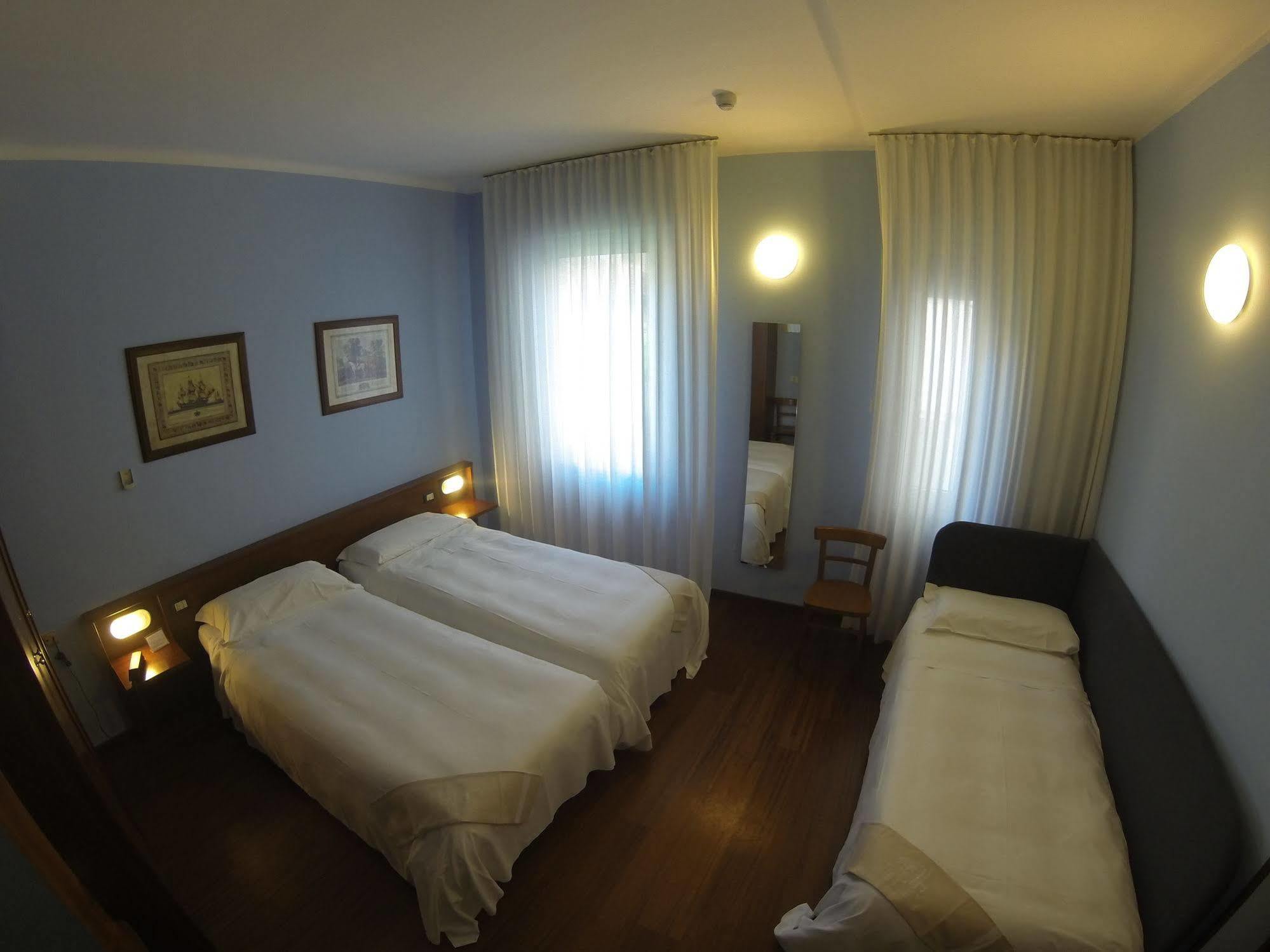 Hotel Mariani Jesi Extérieur photo